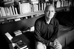 “Phố những cửa hiệu u tối” của chủ nhân Nobel Văn học 2014 