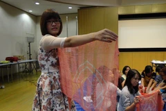 Thực hành phương pháp nhuộm màu kusaki-zome tại Hà Nội 