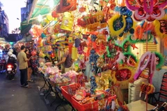 [Photo] Rực rỡ sắc màu "Phố Lồng đèn" tại TP Hồ Chí Minh