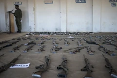 Cảnh sát và quân đội Lesotho đấu súng, 2 người bị thương