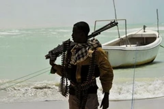 Hải tặc tấn công và phá hoại một tàu chở dầu Malaysia 