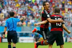 Klinsmann là người Đức thứ ba chống lại đội tuyển Đức