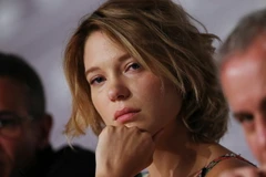 "Chuyếnh choáng" với vẻ đẹp thu hút của nàng thơ Lea Seydoux