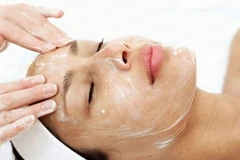 Giải phóng làn da khỏi những vết thâm, sẹo do mụn