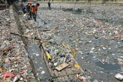 EU thông qua quy định bổ sung về kiểm soát rác thải