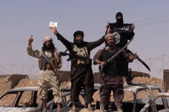 IS tấn công mỏ dầu chiến lược Al-Shaer ở miền Trung Syria