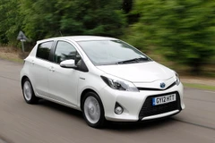 Toyota lập kỷ lục bán xe động cơ lai xăng-điện trên toàn cầu