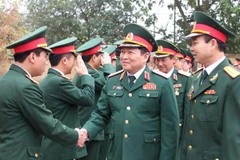 Thượng tướng Ngô Xuân Lịch chúc Tết một số đơn vị quân đội