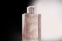 Burberry mở rộng sản phẩm Brit Rhythm với 2 loại nước hoa 
