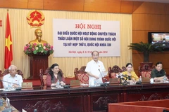 Chủ tịch Quốc hội Nguyễn Sinh Hùng chủ trì và phát biểu khai mạc Hội nghị. (Ảnh: Nhan Sáng/TTXVN)