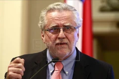 Bộ trưởng Năng lượng và Chủ tịch Enap Máximo Pacheco. (Nguồn: EFE)