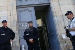 Pháp phạt tù 5 thành viên tổ chức phátxít mới tại Đông Bắc