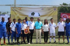 Người Việt tại Singapore tổ chức giải bóng đá Hùng Vương