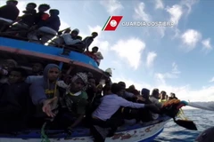 Italy đau đầu trước gia tăng người nhập cư bằng đường biển 