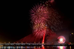 Đại diện 5 châu lục dự thi bắn pháo hoa quốc tế Đà Nẵng