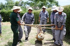 Phát hiện và phá hủy thành công một quả bom nặng hơn 2 tạ