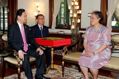 Công chúa Maha Chakri Sirindhorn tiếp Thủ tướng Nguyễn Tấn Dũng cùng Phu nhân. (Ảnh: Đức Tám/TTXVN)