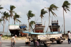Đảm bảo thông tin liên lạc đối phó với siêu bão Haiyan
