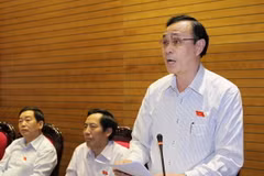 Đại biểu Quốc hội tỉnh Bà Rịa - Vũng Tàu Phạm Quang Khải phát biểu ý kiến. (Ảnh: Doãn Tấn/TTXVN)