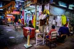 Dịch COVID-19 vẫn đang khiến kinh tế Thái Lan đình trệ. (Ảnh: Asia Globe)
