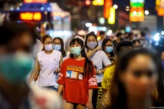 Người dân Thái Lan giữa dịch COVID-19. (Ảnh: Welle)