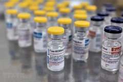 Vắcxin ngừa COVID-19 Sputnik V được sản xuất tại nhà máy dược phẩm ở vùng Karaganda , Kazakhstan, ngày 24/12/2020. (Ảnh: THX/TTXVN)