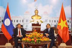 Bí thư Thành ủy TP. Hồ Chí Minh tiếp Đoàn đại biểu cấp cao Lào