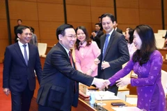 Chiều 21/12/2023, tại Nhà Quốc hội, Chủ tịch Quốc hội Vương Đình Huệ gặp mặt thân mật các Đại sứ, Trưởng Cơ quan Đại diện Ngoại giao Việt Nam ở Nước ngoài nhân dịp tham dự Hội nghị Ngoại giao lần thứ 32. (Ảnh: Minh Đức/TTXVN)