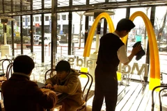 Một cửa hàng của McDonald's. (Ảnh: AFP/TTXVN)