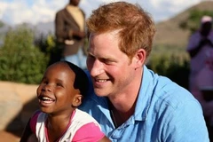 Hoàng tử Harry: Từ chàng trai nổi loạn thành người đàn ông đáng mơ ước