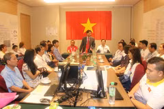 Đại sứ Lê Quý Quỳnh phát biểu tại buổi gặp mặt. (Ảnh: Lê Hòa/Vietnam+)