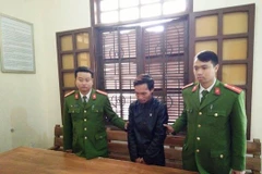 Bắt khẩn cấp nghi can trong vụ giết người, giấu xác dưới nền nhà 