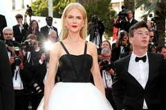 Nữ diễn viên người Australia xuất hiện hoàn hảo trước ống kính của phóng viên quốc tế. 