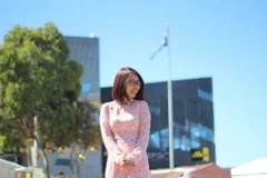 Hương Đặng - cô ôsin ngủ gầm cầu thang gửi khát khao vào vũ trụ