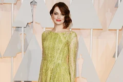 20 bộ váy đẹp nhất khuynh đảo thảm đỏ các kỳ Oscar