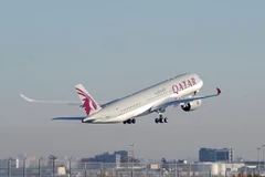 Máy bay A350 của Hãng hàng không Qatar Airways. (Nguồn: AFP/TTXVN)
