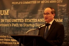 Ông Nguyễn Thiện Nhân phát biểu trong một hoạt động tại Hoa Kỳ. (Ảnh: Hoàng Anh Tuấn/TTXVN)