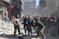 Nhiều dân thường vô tình là nạn nhân của các cuộc không kích nhằm vào IS. (Nguồn: NYT)