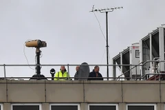 Thiết bị quan sát được lắp đặt tại sân bay Gatwick ở thủ đô London, Anh ngày 21/12/2018. (Nguồn: AFP/ TTXVN)