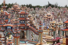 (Ảnh: Hue Scooter Rental)