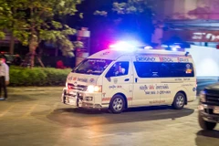 Xe cứu thương tại hiện trường. (Nguồn: Teller Report)