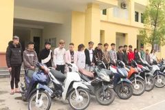 Nhóm đối tượng vừa bị bắt giữ, khởi tố. (Nguồn: Công an tỉnh Phú Thọ/Lao Động)