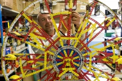 Hoạt động sản xuất tại nhà máy tại Calais đã bị ảnh hưởng do những điều kiện kinh doanh khó khăn. (Nguồn: Sky News)