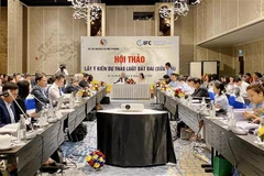 Bộ Tài nguyên và Môi trường tổ chức lấy ý kiến Dự thảo Luật Đất đai (sửa đổi) tại Thành phố Hồ Chí Minh, chiều 15/3/2023. (Ảnh: Hồng Giang/TTXVN)