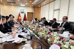 Thứ trưởng Ngoại giao Đỗ Hùng Việt cùng Thứ trưởng Ngoại giao Bangladesh Masud Bin Momen đồng chủ trì kỳ họp lần thứ 2 Tham khảo Chính trị giữa Việt Nam và Bangladesh. (Nguồn: Thế Giới & Việt Nam)