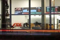 9 công ty Trung Quốc đã niêm yết tại Zurich vào năm ngoái, huy động được 3,2 tỷ USD tại quốc gia châu Âu này.