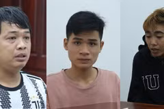 Các đối tượng tại cơ quan điều tra. (Ảnh: TTXVN phát)