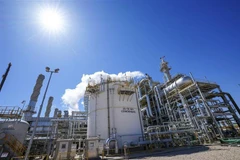 Quang cảnh nhà máy lọc dầu Karbala (Iraq), ngày 1/4/2023. (Ảnh: AFP/TTXVN)