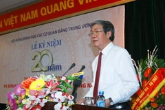 Thường trực Ban Bí thư Đinh Thế Huynh phát biểu tại buổi lễ.(Ảnh: Doãn Tấn/TTXVN)