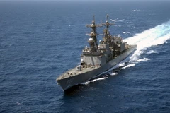 Tàu khu trục tên lửa dẫn đường USS Spruance của Mỹ. (Nguồn: AFP)